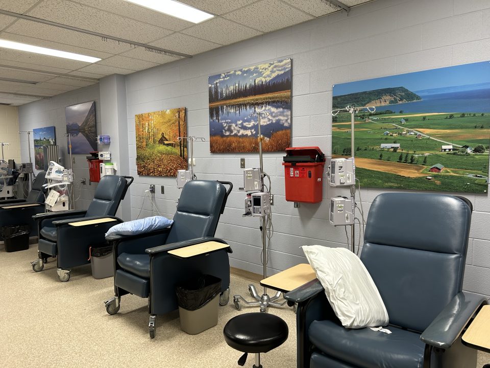 OSMH thanks Artworks for Cancer Foundation for bringing beauty and comfort to oncology patients